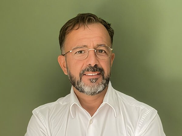 Davide Buttice - Courtier en assurances & en crédit